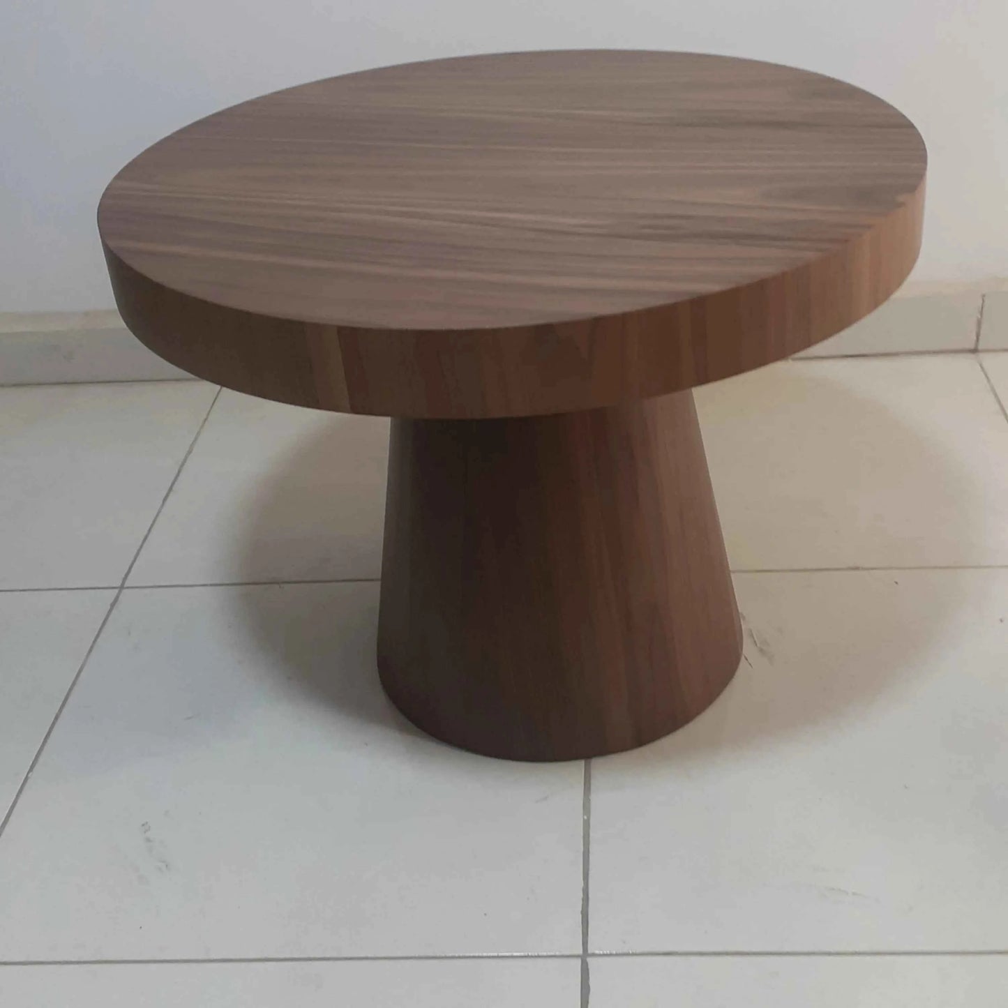 Round Coffee Table for Living Room | Modern Coffee Tables Design, Decor & Tray Ideas - Terrva